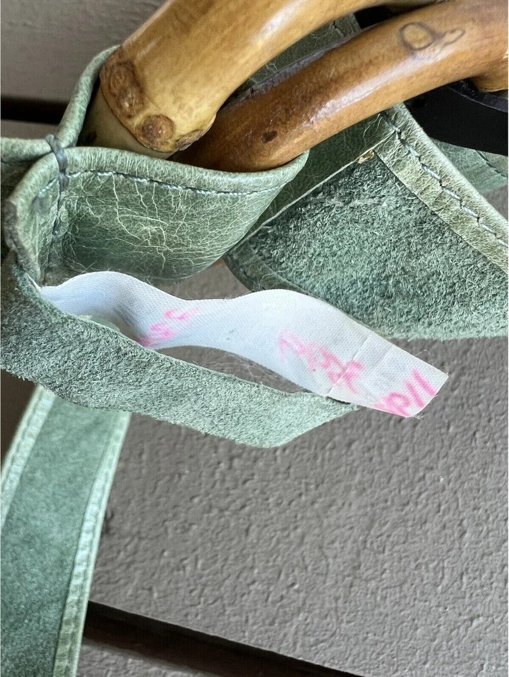 Ellen Tracy Green Italian Leather Bamboo Belt S/M 37”X1.5”